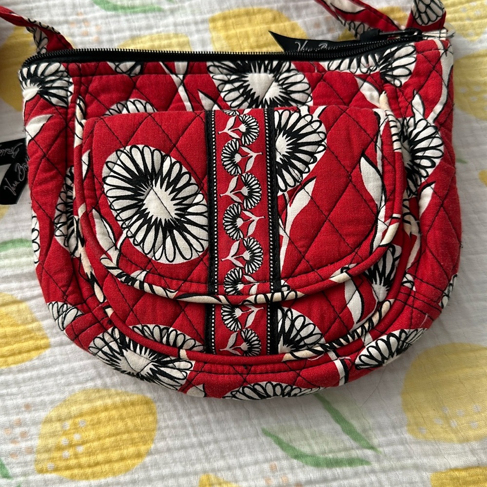 Vera Bradley deco daisy crossbody